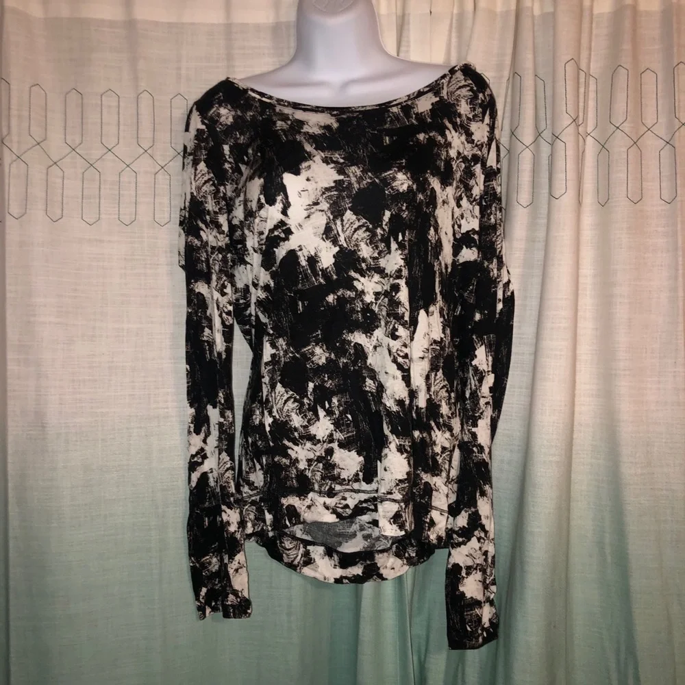 Simply Vera Vera Wang Long Sleeve Top (L) - Picture 4 of 8